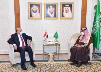 العراق والسعودية يناقشان إجراءات تسهيل منح سمات الدخول