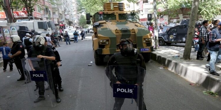 تركيا … اعتقال 3 عراقيين