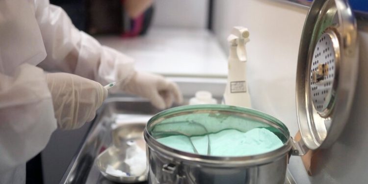 الخارجية الصينية … جاهزون للتعاون مع روسيا في مجال اللقاح المضاد لكورونا