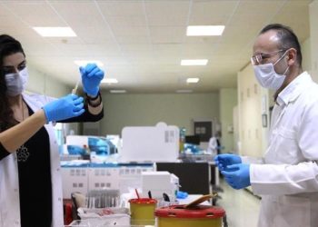 باحثون أتراك يتوصلون إلى علاج غير جراحي لالتهاب الثدي