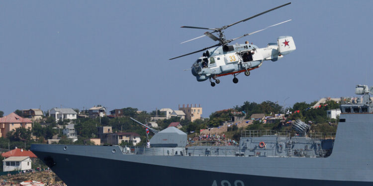 ايران …. قريباً سنجري مناورات بحرية مع روسيا