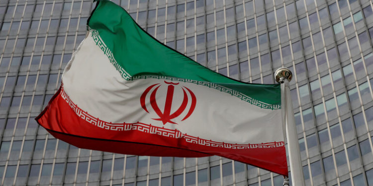 إيران ,, في حال عدم رفع العقوبات , سنوقف العمل بالبروتوكول الإضافي بحلول 21 فبراير