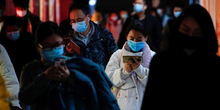 أسرة تدفع غرامة مالية بسبب “كثرة الأطفال”