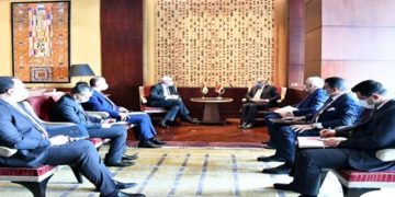 وزير الخارجية يدعو نظيره الفلسطيني لزيارة العراق