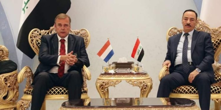 محافظ نينوى يلتقي السفير الهولندي