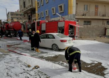 انقاذ 11 عاملا اجنبيا احتجزوا وسط حريق داخل احد فنادق كربلاء