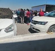 تظاهرة لأصحاب سيارات الحمل القادمة من اربيل