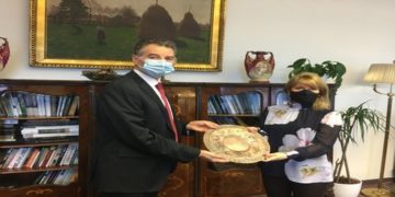 العراق والمجر يبحثان المنح الدراسية المقدمة إلى طلاب الدراسات العليا العراقيين