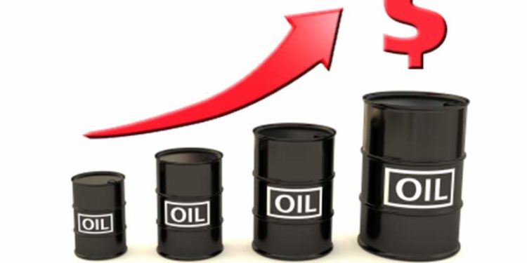 ارتفاع أسعار النفط إلى أكثر من 55 دولاراً للبرميل