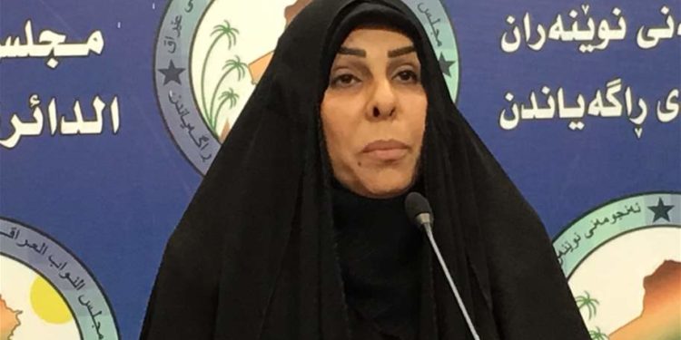 الصحة النيابية تعلق على قرارات الامس وامكانية فرض الحظر شاملا