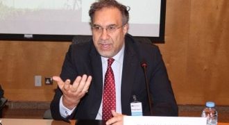 استدعاء تمهيداً لـ ’محاكمة’ وزير في حكومة عادل عبدالمهدي (بالوثائق)