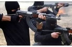 15 مسلحاً يطلقون 200 رصاصة على منزل ضابط بالسليمانية..