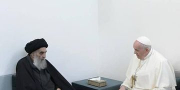 مكتب السيد السيستاني يعلن تفاصيل اللقاء التاريخي بين المرجع والبابا