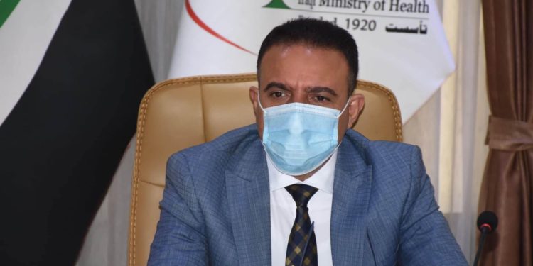 وزير الصحة العراقي يوجه توجيه مع وصول وجبة اللقاحات الجديدة