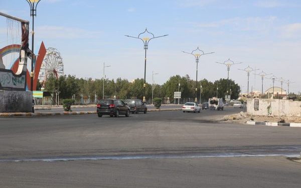 حملة خدمية بتوجيه من المحافظ المكلّف ومشاركة عدد من المتظاهرين (صور)