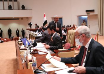 اجتماع تداولي لرئاسة البرلمان وقادة الكتل داخـل القاعـة الكبرى