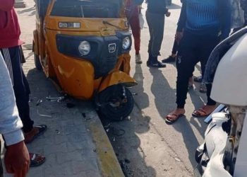 وفاة عائلة كاملة مع سائق تك تك بعد تصادمه مع سيارة نوع كيا
