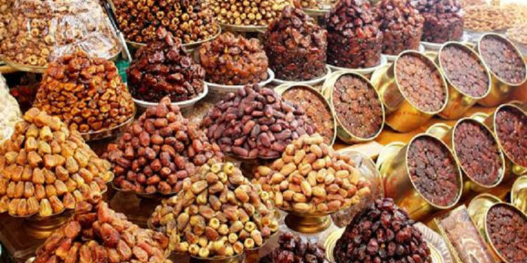 الزراعة تعلن كمية التمور المصدرة إلى الأسواق العالمية