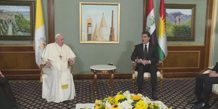 استقبال رسمي واجتماع بين البابا ورئيس إقليم كردستان