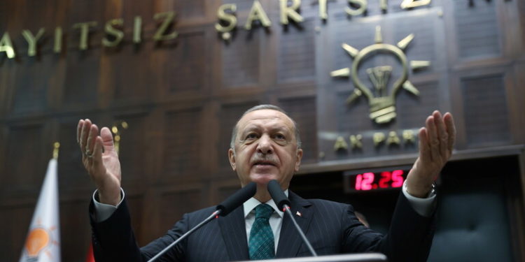 أردوغان .. رفع العقوبات الأمريكية عن إيران سيسهم في استقرار المنطقة