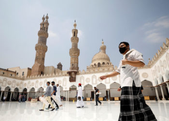 فتوى من الأزهر بخصوص لقاحات كورونا والصيام