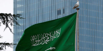 السعودية .. انتهاكات إيران للقوانين الدولية تعرض المنطقة للخطر والدمار