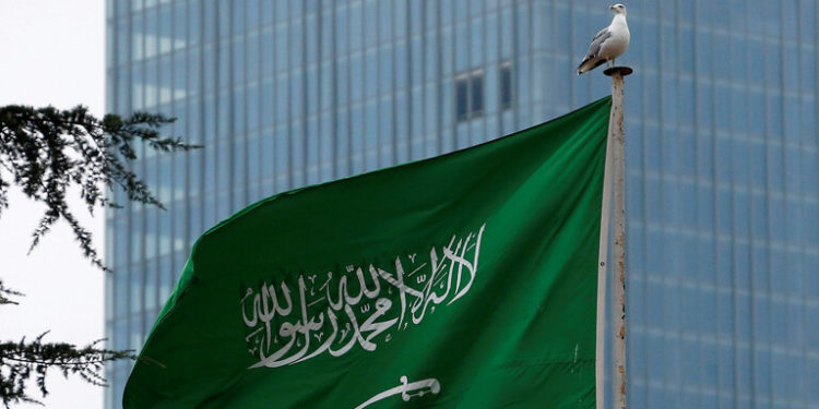 السعودية .. انتهاكات إيران للقوانين الدولية تعرض المنطقة للخطر والدمار