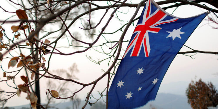 أستاذة جامعية أسترالية .. إيران حاولت تجنيدي كجاسوسة خلال فترة سجني