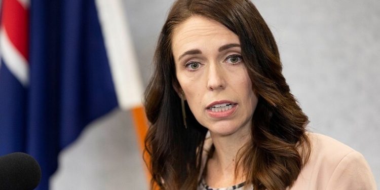 رئيسة وزراء نيوزيلندا .. من واجب بلادنا حماية مسلميها