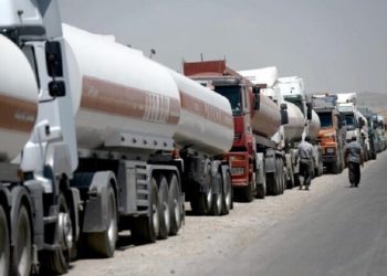 عبر العراق , إيران ترسل صهاريج محملة بالبنزين إلى لبنان