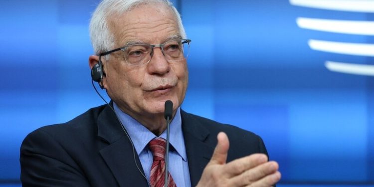 رئيس دبلوماسية الاتحاد الأوروبي يصف روسيا بأنها “جارة خطيرة”