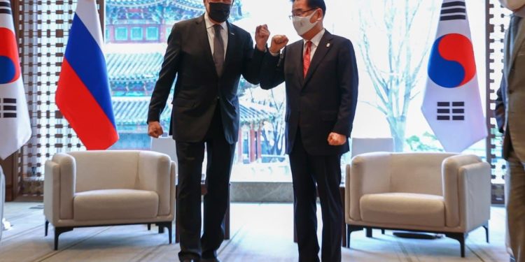 لافروف في سيئول بعد زيارته إلى الصين