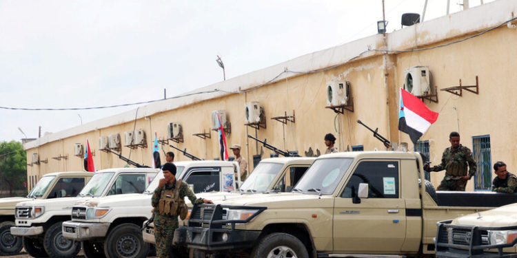 اليمن .. مقتل قائد عسكري رفيع في معارك مأرب