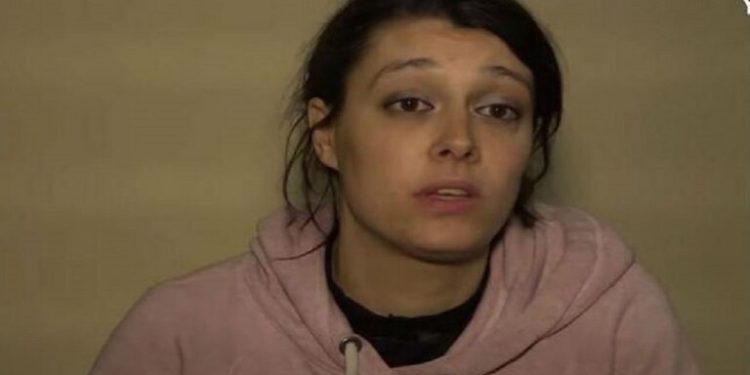 أشهر “داعشية” فرنسية تخلع النقاب وتدعو لإعادتها إلى فرنسا