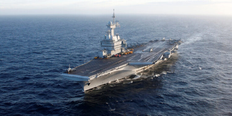 فرنسا تتولى قيادة قوات التحالف الدولي في الخليج