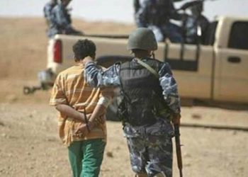 القبض على ارهابي ينقل عناصر داعش من سوريا الى العراق ..