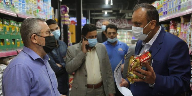 النجف .. ضبط ’متلاعبين’ بأسعار المواد الغذائية ومقايضتهم