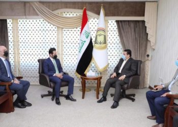 الاعرجي وطالباني يؤكدان أهمية استمرار التنسيق والتواصل بين المركز والإقليم