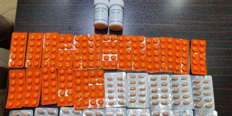 القبض على  مسافراً عراقياً قادماً من إيران بحوزته “حبوب المخدرة “