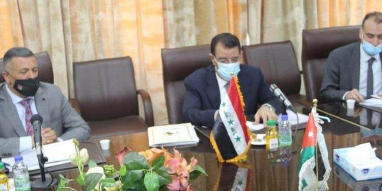 وزير الزراعة يطالب الأردن , بالاعتذار ,على رفع العلم السابق اثناء إبرام عقد ثنائي