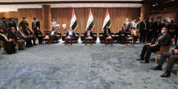 الكاظمي يحضر مجلس عزاء نيابي