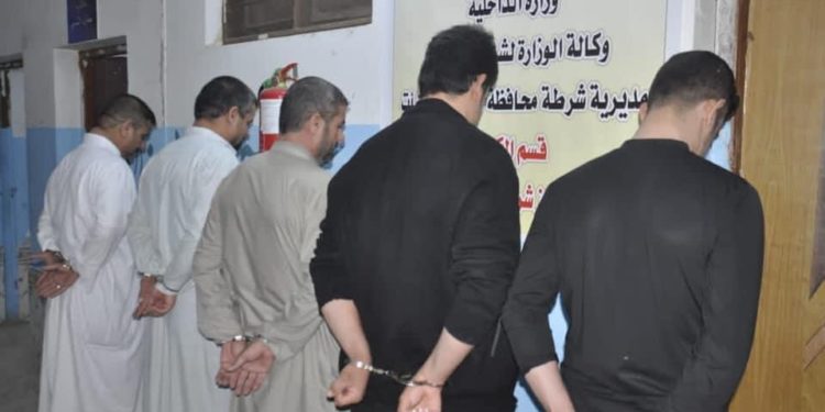القبض على (5) متهمين بجرائم القتل العمد في قضاء الكحلاء بميسان