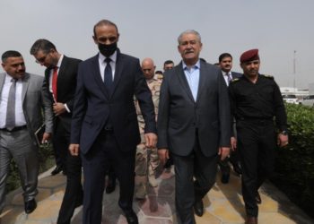 الاسدي ووزير العمل يبحثان الواقع الخدمي لــ ذي قار