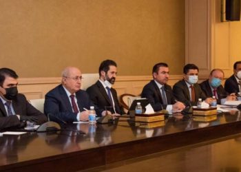 وفد كردي استئناف المفاوضات مع مسؤولين في الحكومة الإتحادية