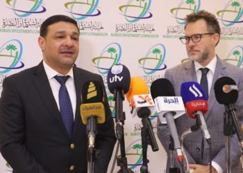 رئيس هيئة استثمار البصرة يبحث مع السفير الكندي فرص استثمارية بالمحافظة