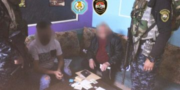 القبض على عصابة تزوير وثائق رسمية بحوزتها 84 ختماً