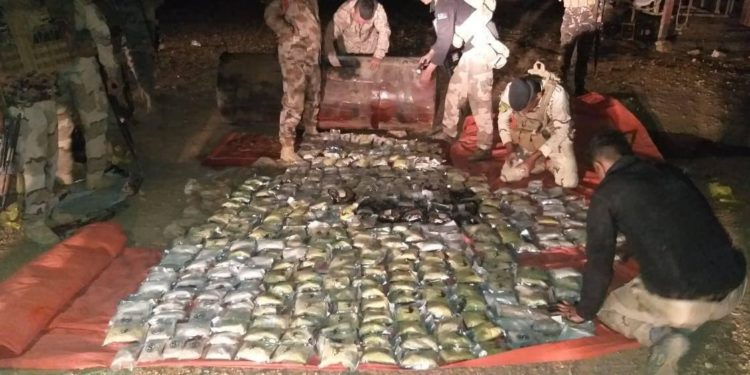 الإعلام الأمني يكشف تفاصيل “شحنة المخدرات المليونية” صور