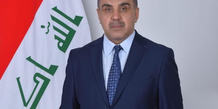 الدفاع .. صدور الوجبة الأولى من أوامر تغيير العنوان الوظيفي للموظفين