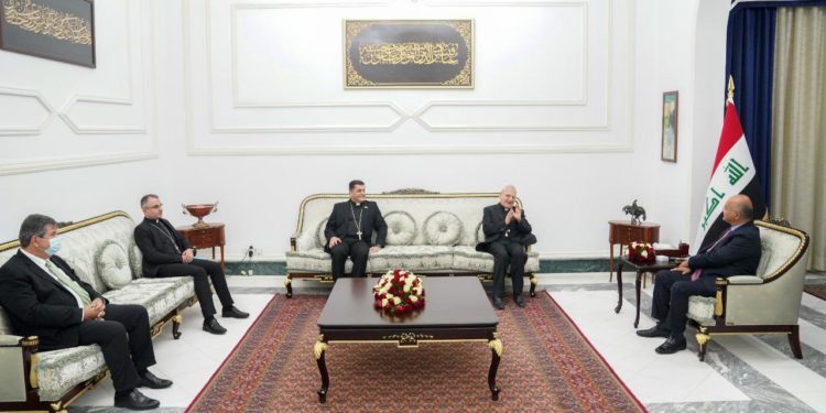 ثناء على جهود الكنيسة العراقية ودعوة للحوار والتلاقي