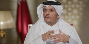 وزير الخارجية القطري يصل إلى بغداد